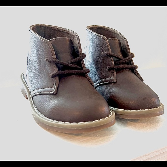 2 Pairs of Toddler Size 6 Leather Boots, 1 Brown 1 Black Different Styles - Picture 2 of 9